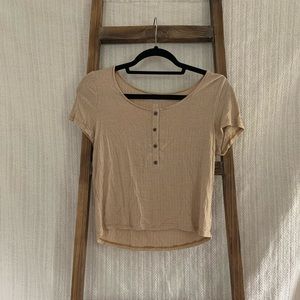 American Eagle Scoop neck shirt size medium